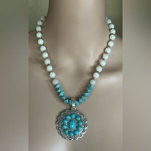 22 inch Faux Turquoise bead necklace NWOT